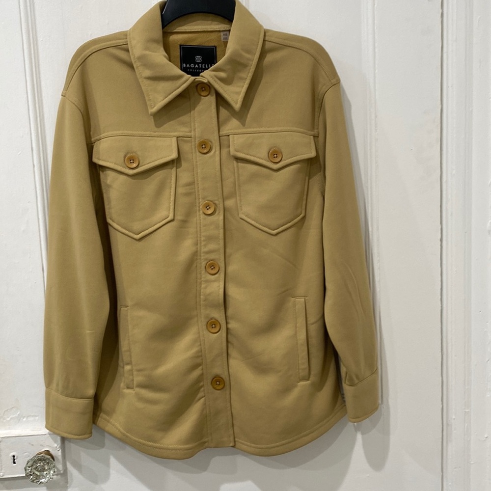 Bagatelle camel shacket